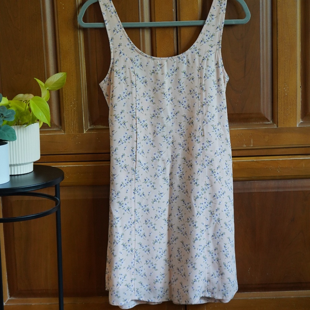 American Eagle Pink Floral Dress